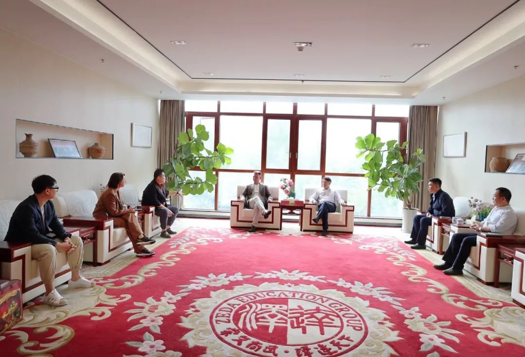 AC米兰中文官网与俄罗斯图拉国立师范大学成功签约！