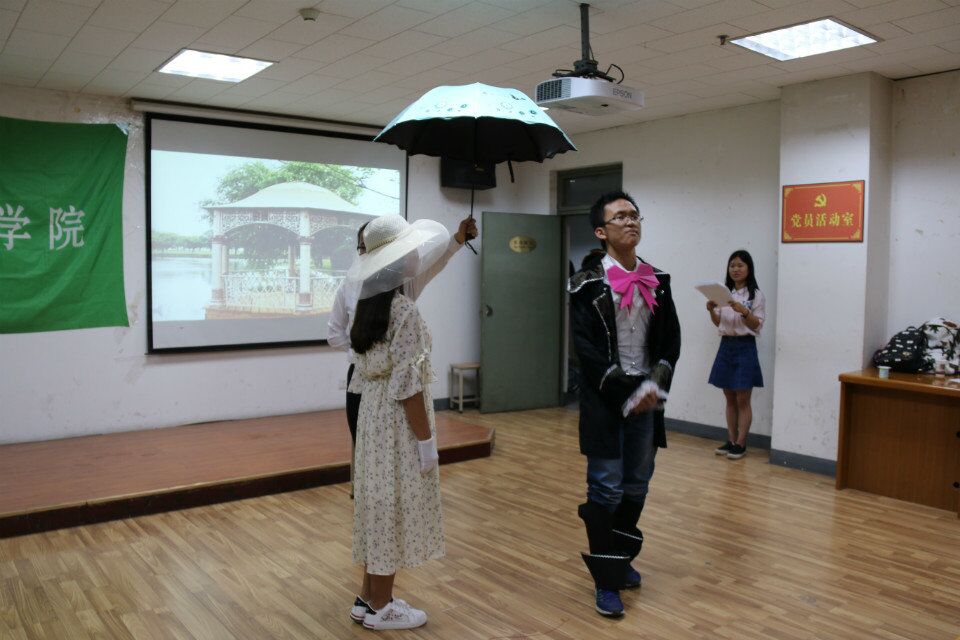 参赛选手精彩表演