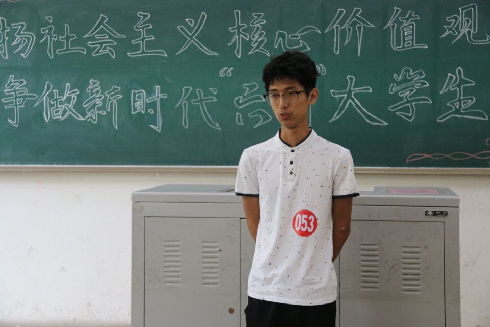 初赛非专业组选手