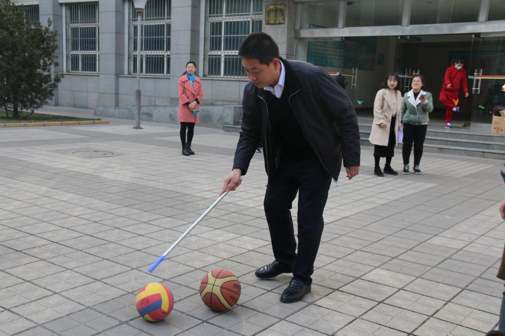 院党委书记郭李鹏挑战游戏